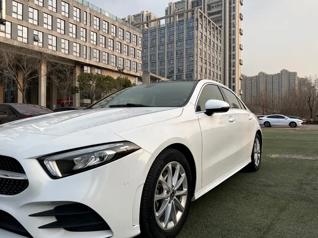 MERCEDES-BENZ A CLASS