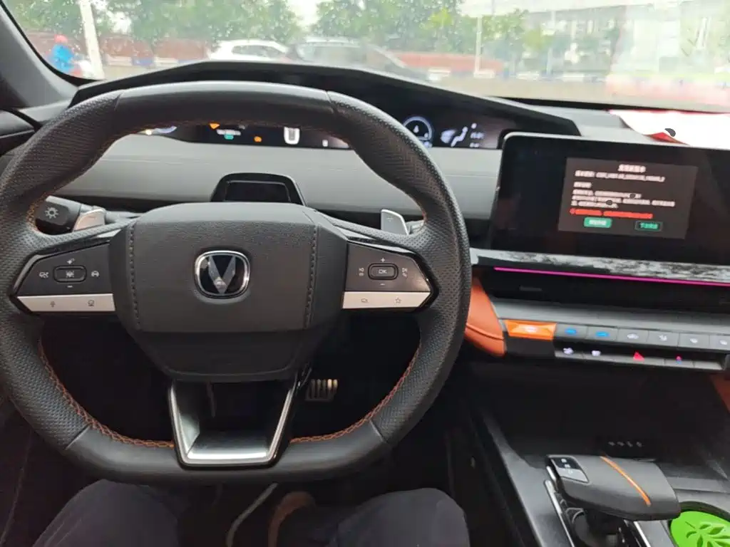 Changan UNI-V — миниатюра 10