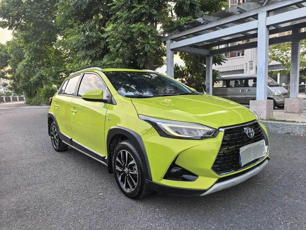 Toyota Yaris L — миниатюра 3