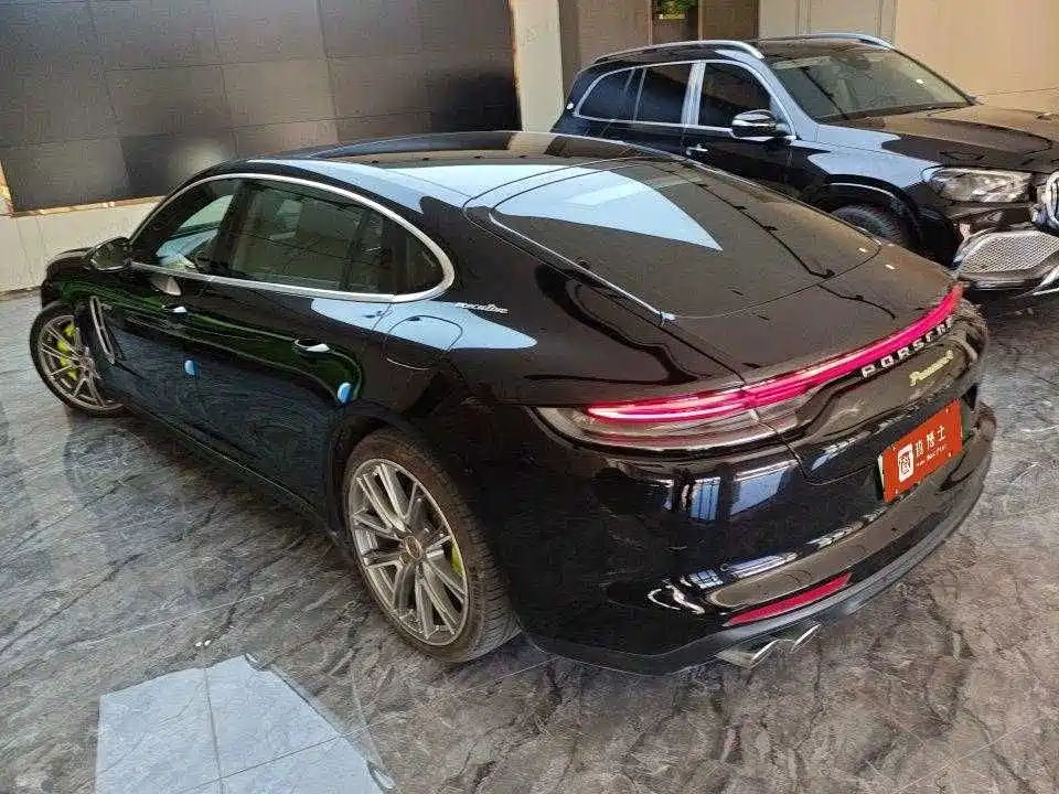 Porsche Panamera Hybrid — миниатюра 3