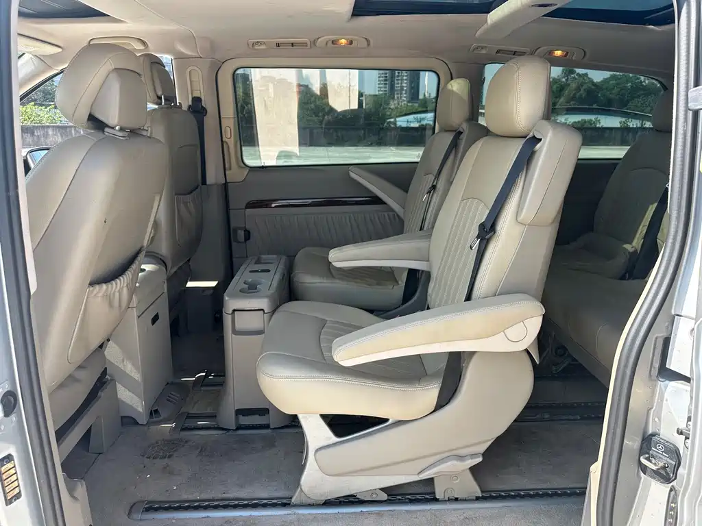 Mercedes-Benz Viano — миниатюра 16