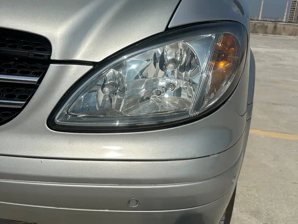 Mercedes-Benz Viano — миниатюра 9