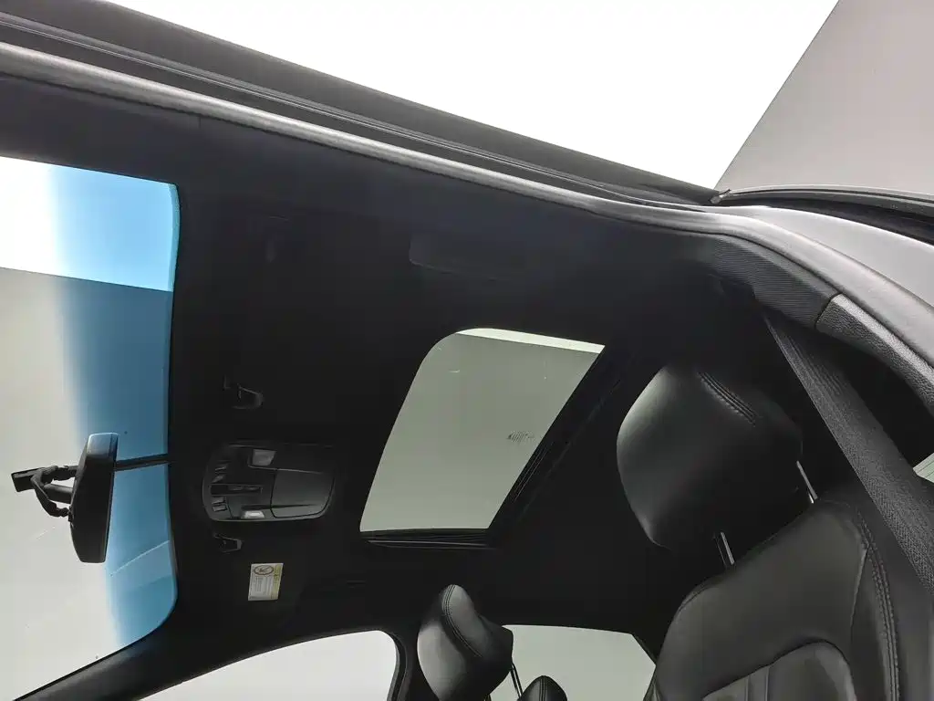 Lincoln MKZ — миниатюра 14