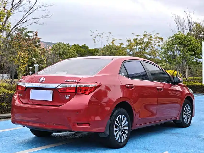 TOYOTA COROLLA
