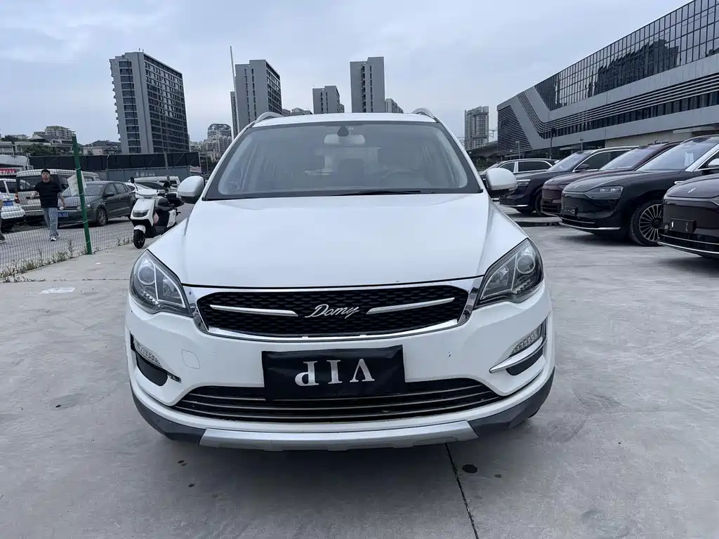 Zotye X5 — миниатюра 2