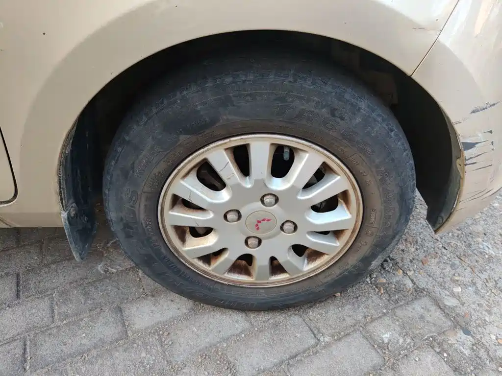 Wuling Rongguang V — миниатюра 8