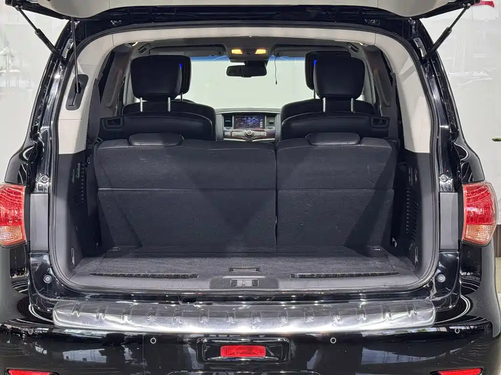 Infiniti QX80 - фото 22