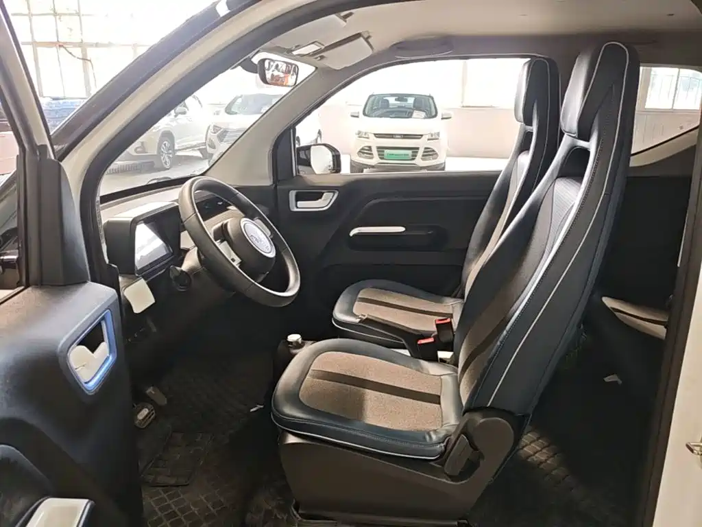 Wuling MINIEV — миниатюра 15