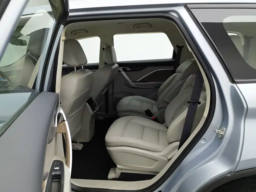 Geely Jia Ji — миниатюра 15