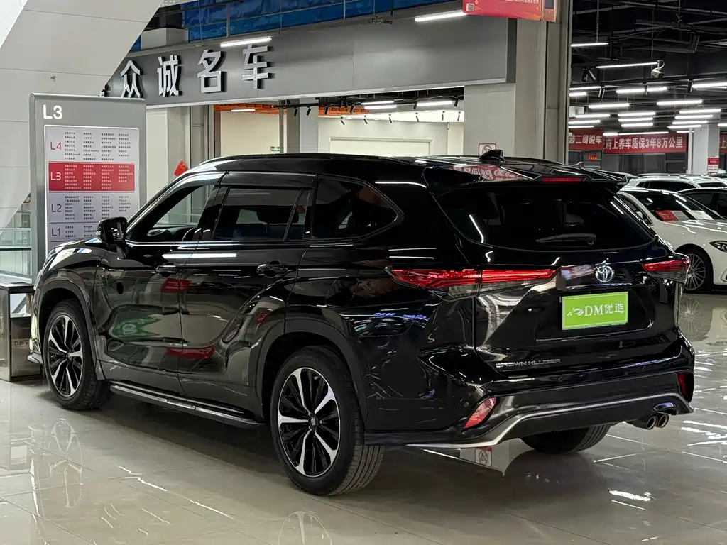 Toyota Crown Kluger — миниатюра 7