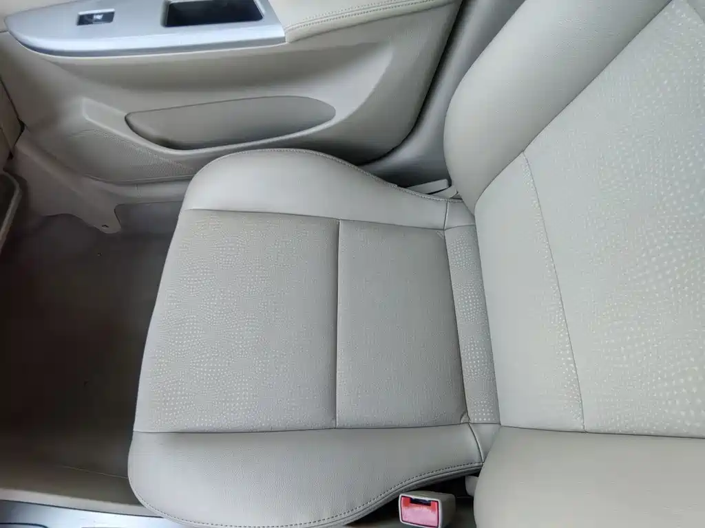 Buick Excelle — миниатюра 9