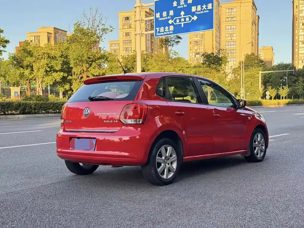 Volkswagen Polo — миниатюра 4