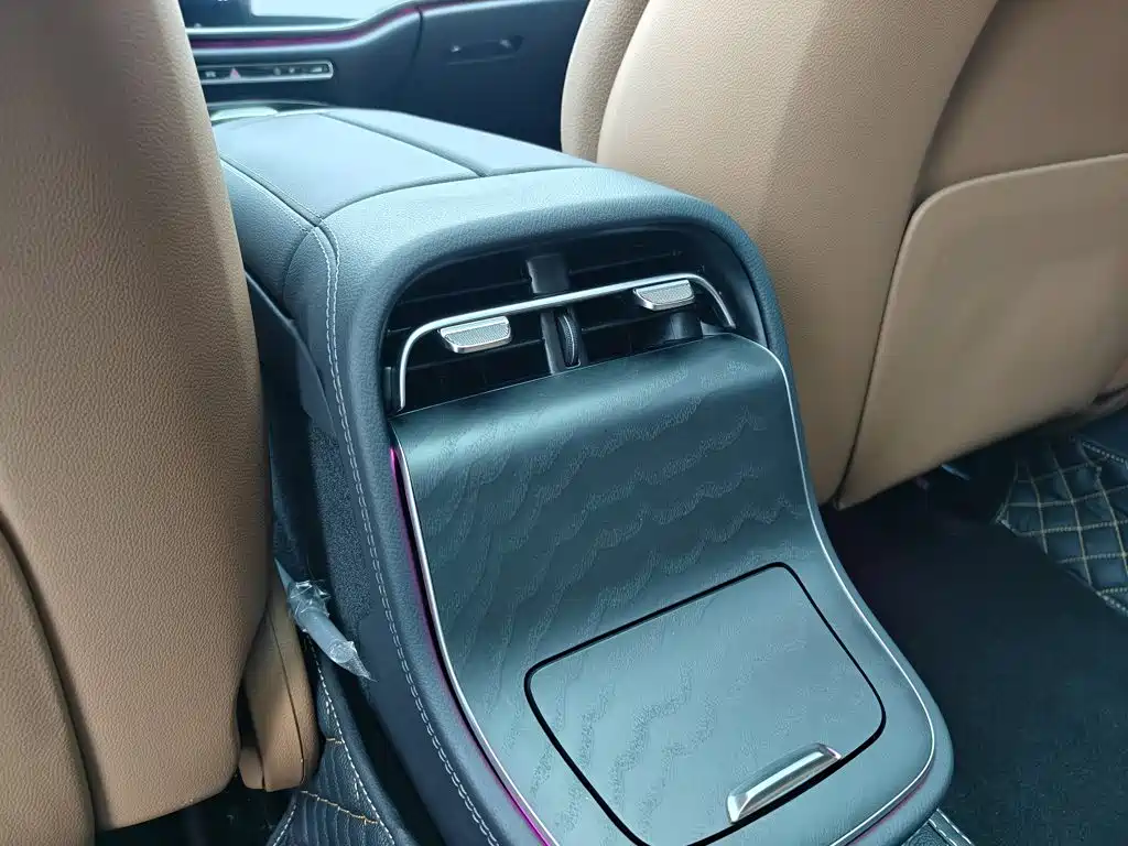 Mercedes-Benz E-Class id 4622396 из Китая 9