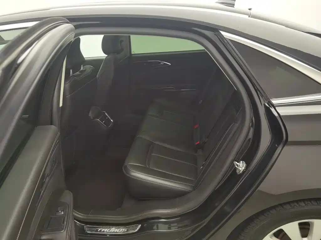 Ford Taurus — миниатюра 15