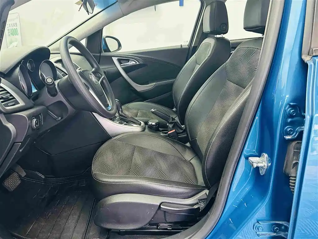 Buick Excelle — миниатюра 19