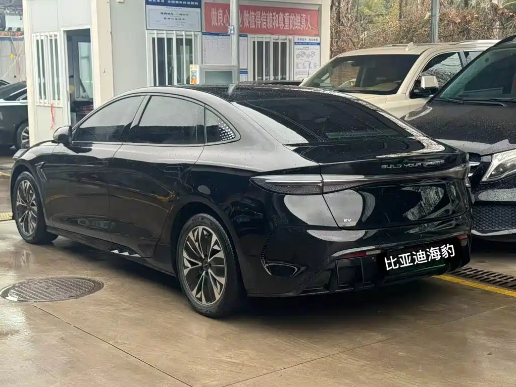 BYD Seal — миниатюра 4
