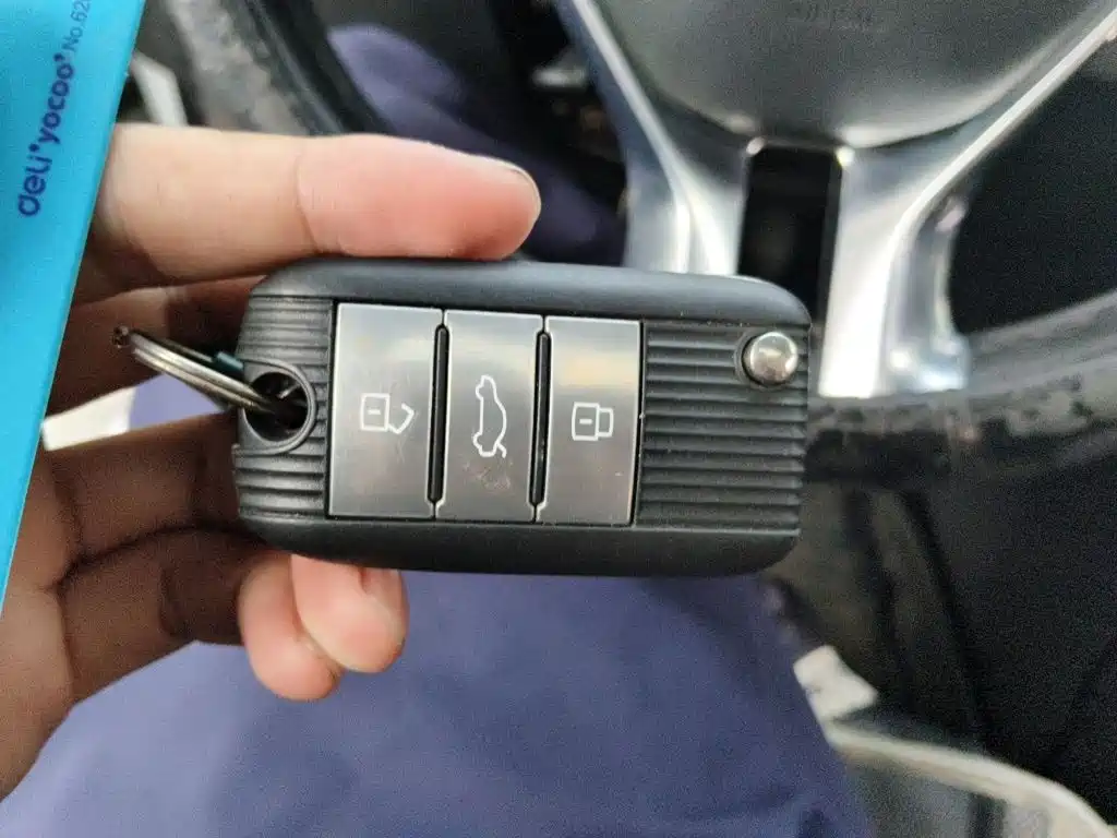 Roewe i6 Classic — миниатюра 9