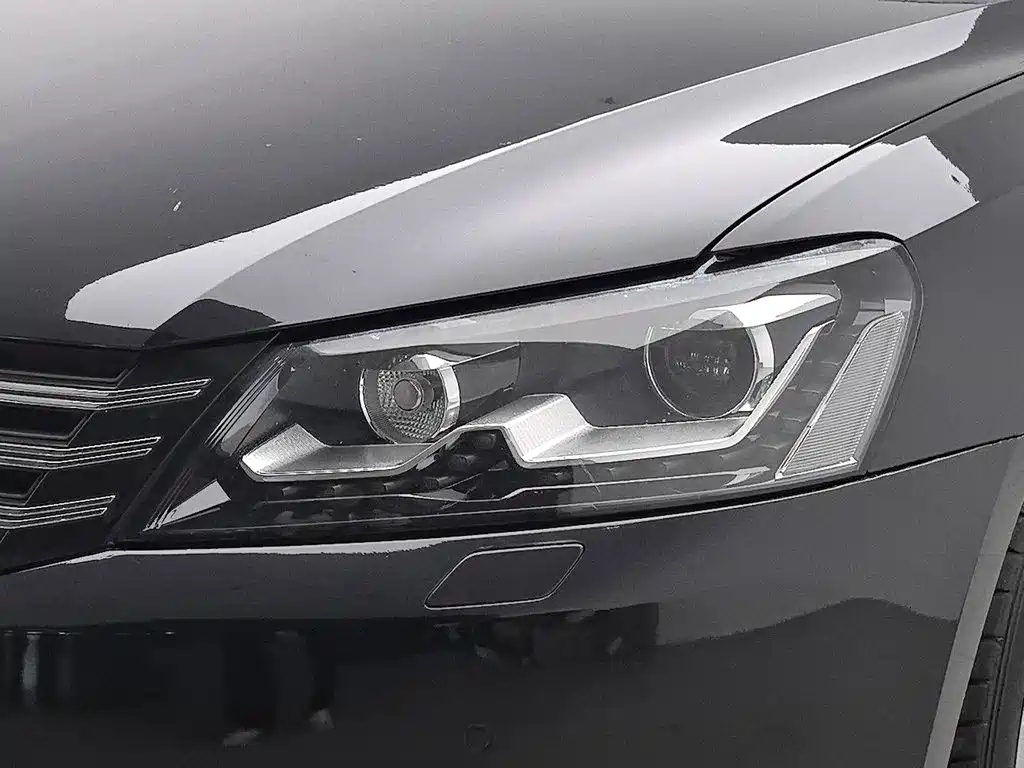 Volkswagen Passat — миниатюра 7