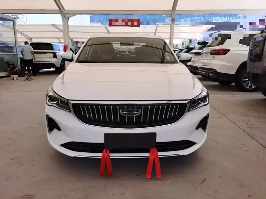 Geely Emgrand — миниатюра 3