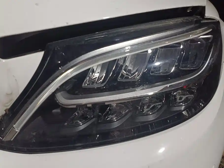 Mercedes-Benz C-Class — миниатюра 5
