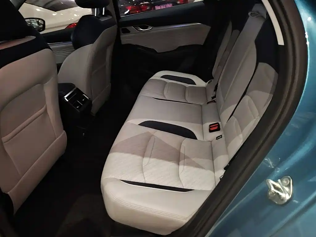 Geely Xingrui — миниатюра 17