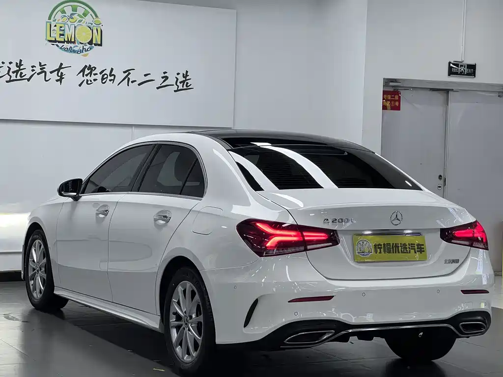 Mercedes-Benz A-Class — миниатюра 7