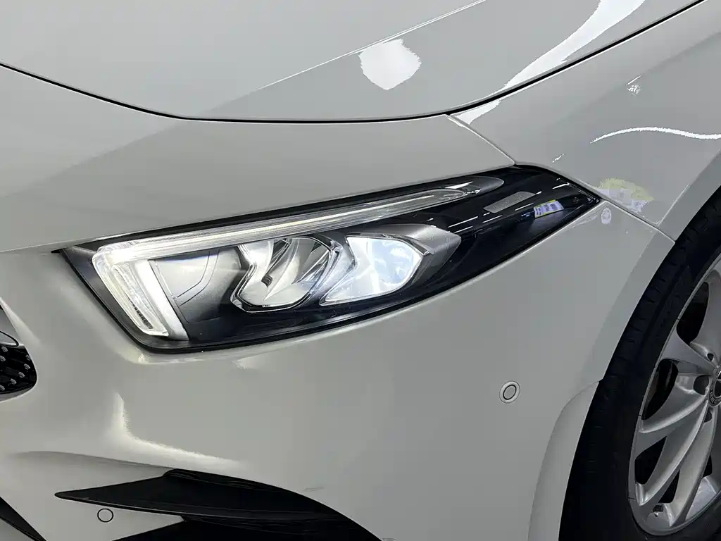 Mercedes-Benz A-Class — миниатюра 11