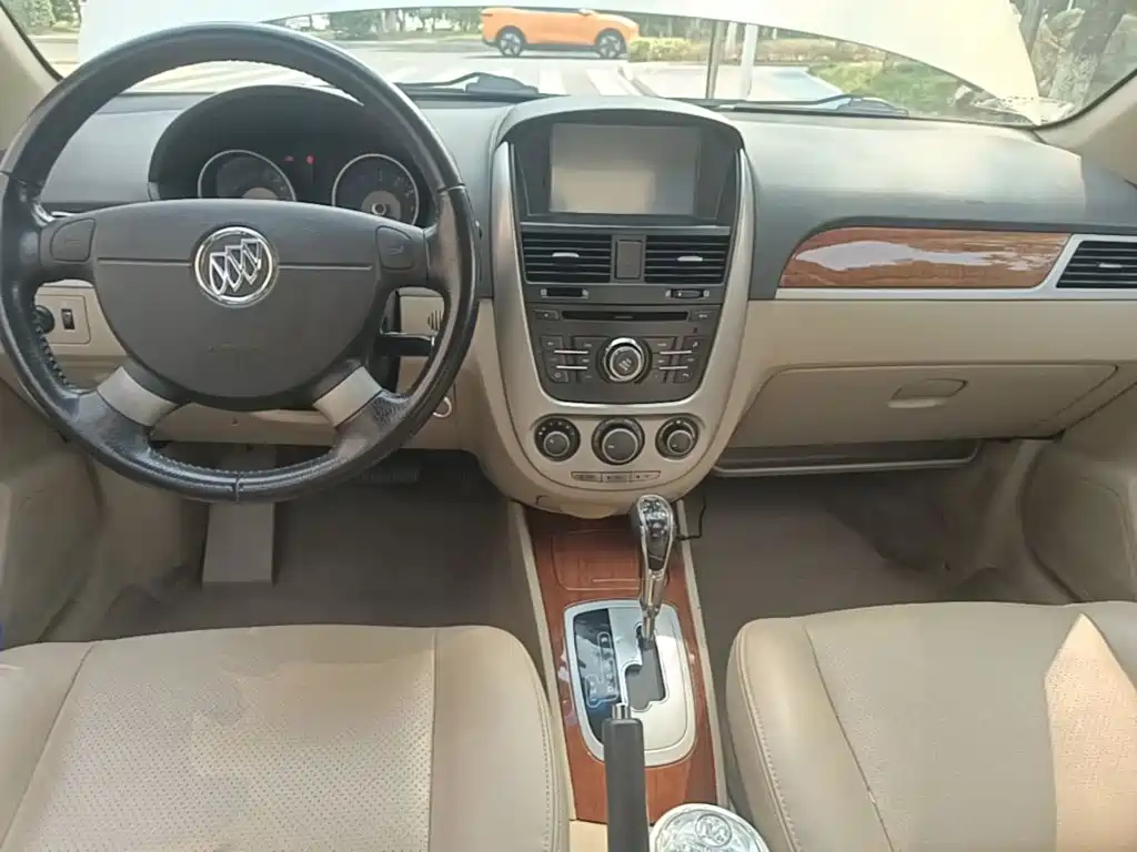 Buick Excelle — миниатюра 14