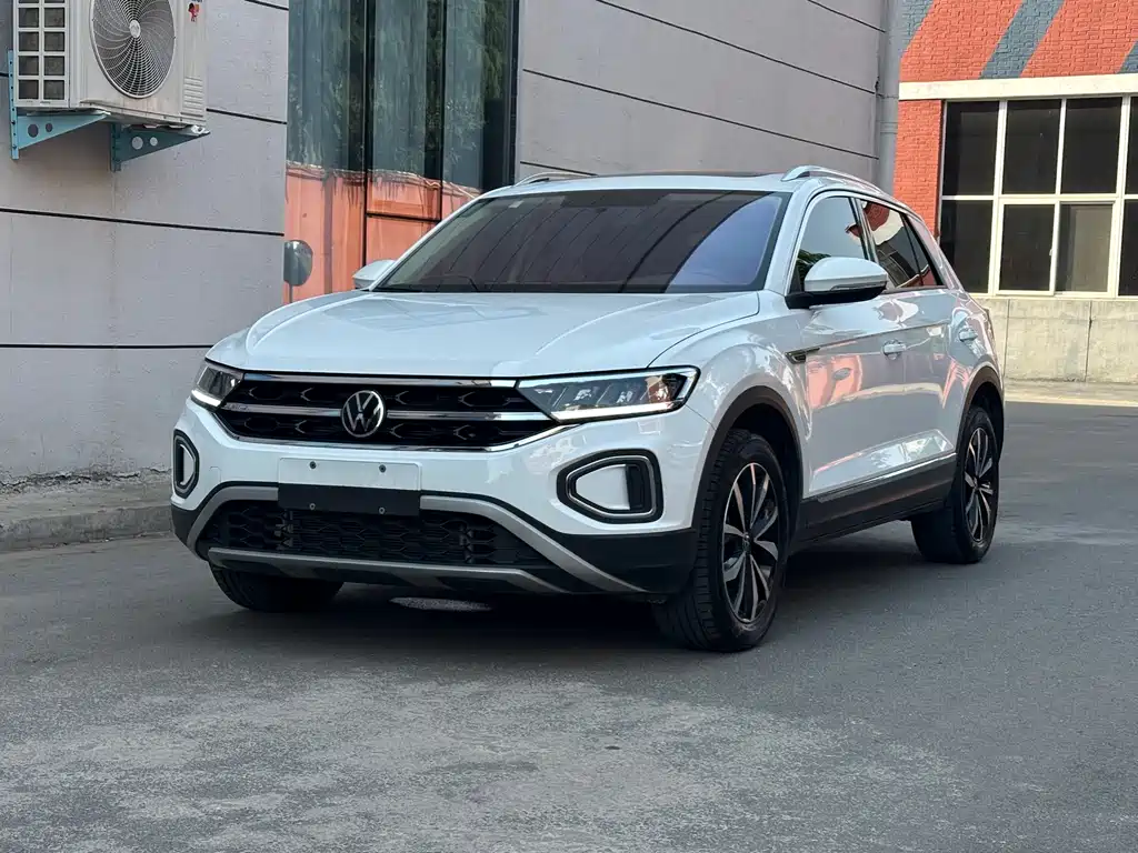 Volkswagen T-Roc 2024