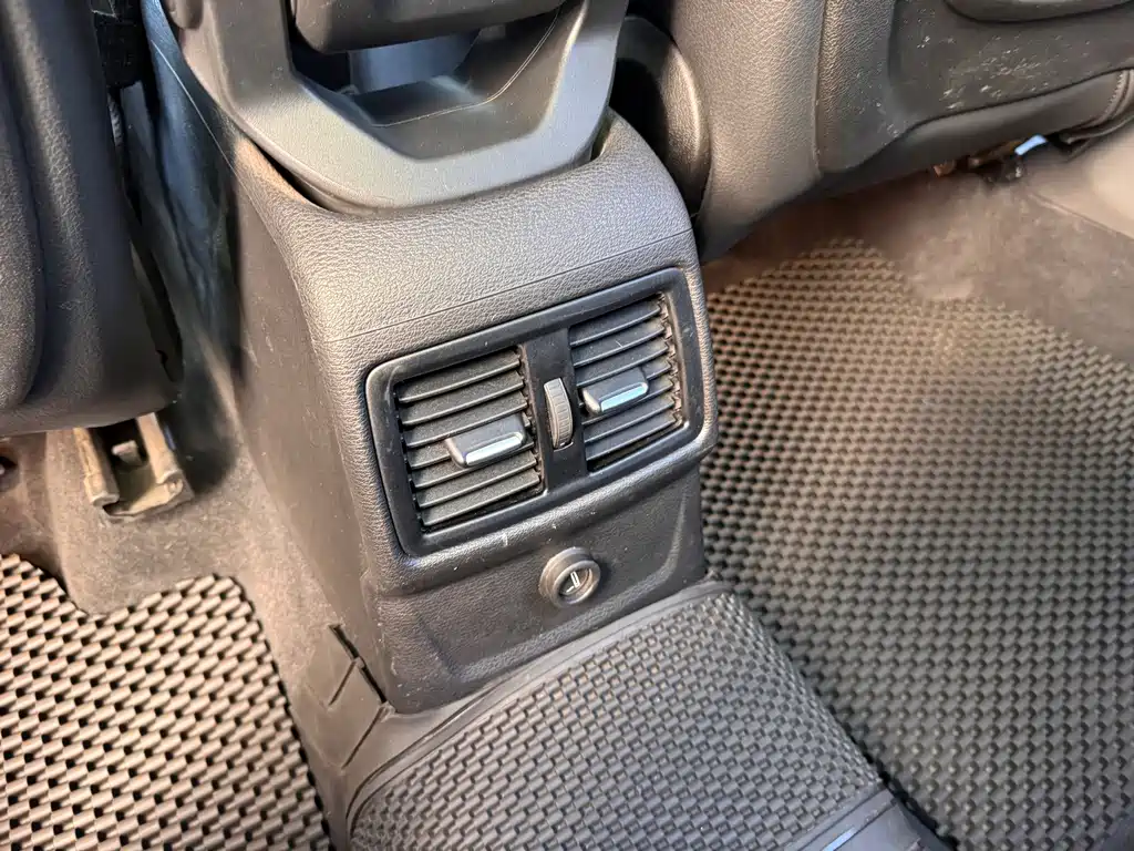 BMW X1 — миниатюра 10