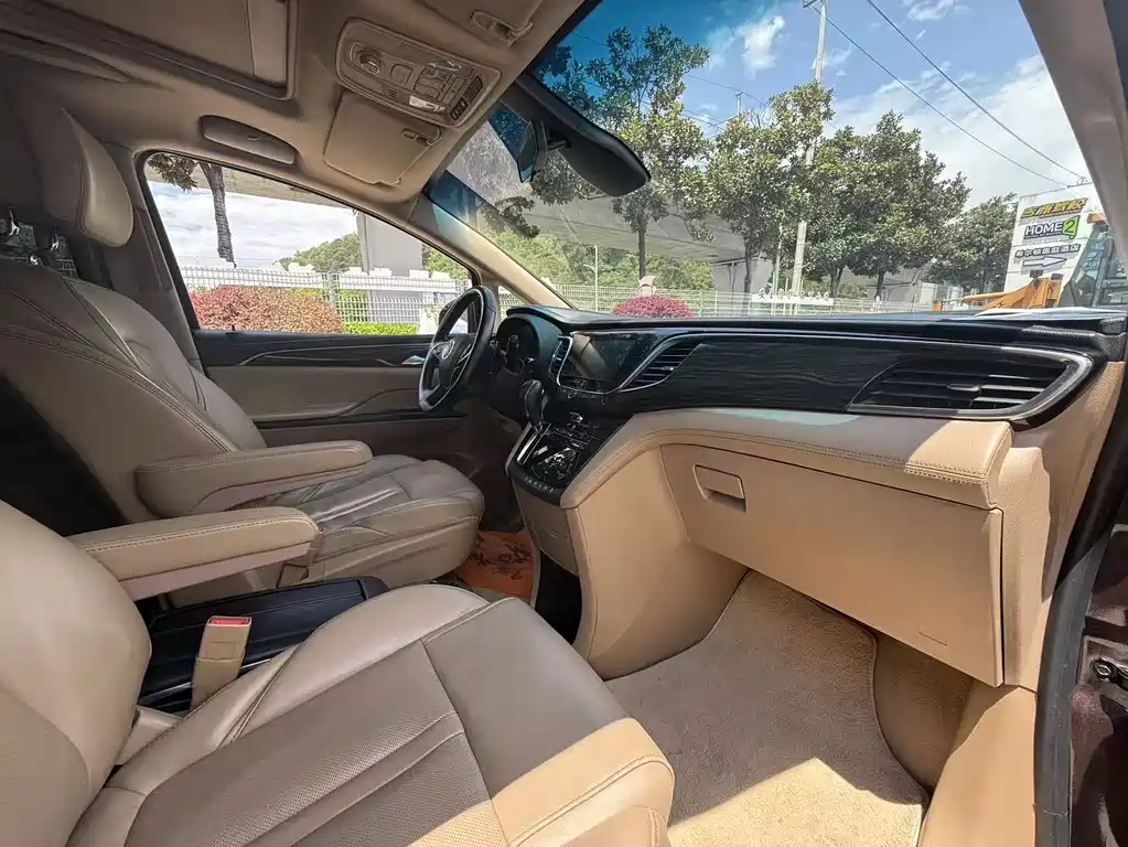 Buick GL8 2017 ES 28T Luxury V