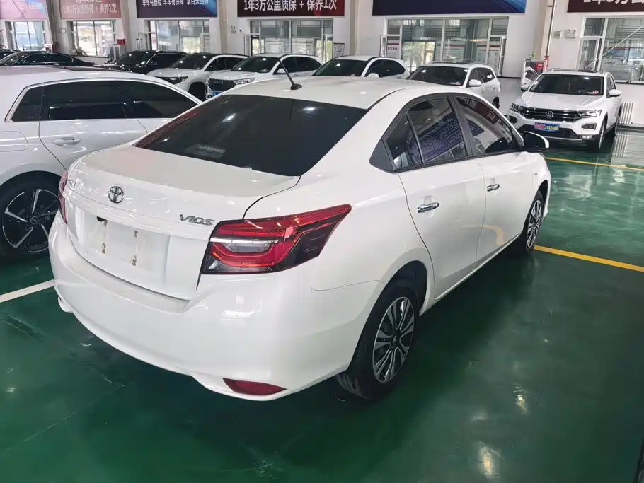 Toyota Vios — миниатюра 3