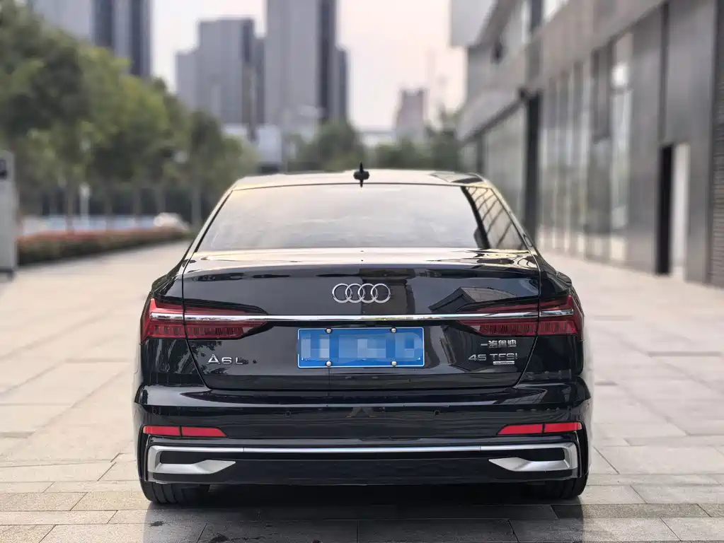 Audi A6L — миниатюра 6