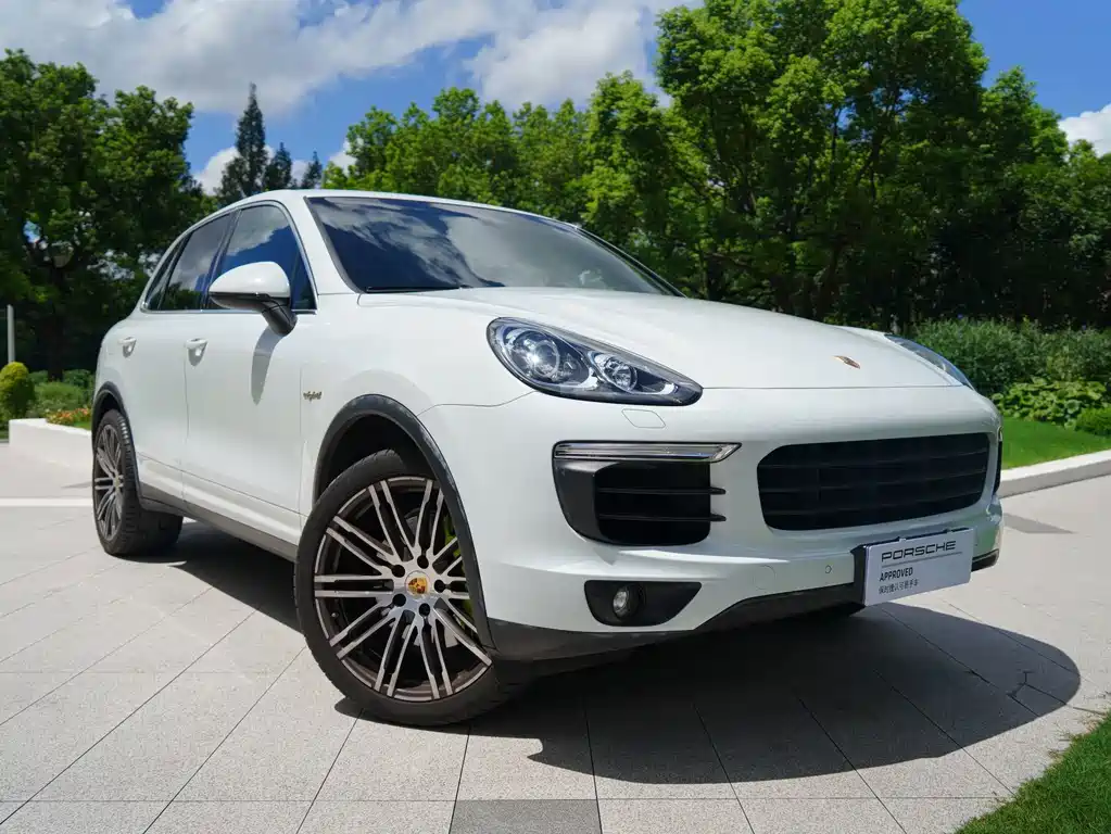 Porsche Cayenne Hybrid — миниатюра 16