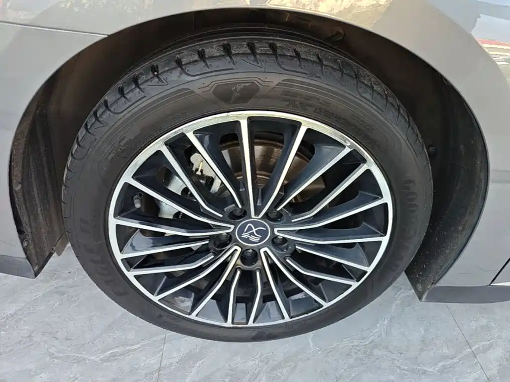 BYD Han — миниатюра 23