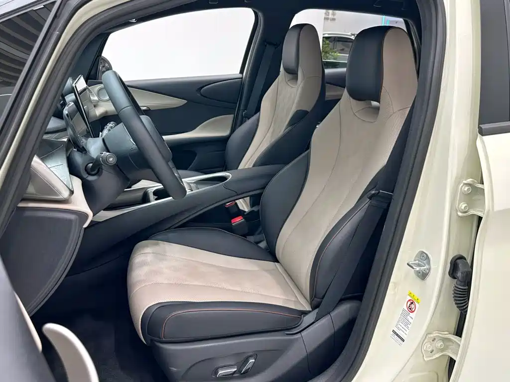 BYD Dolphin — миниатюра 8