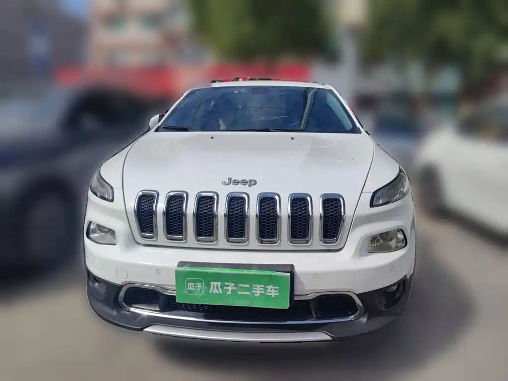 Jeep Cherokee — миниатюра 2
