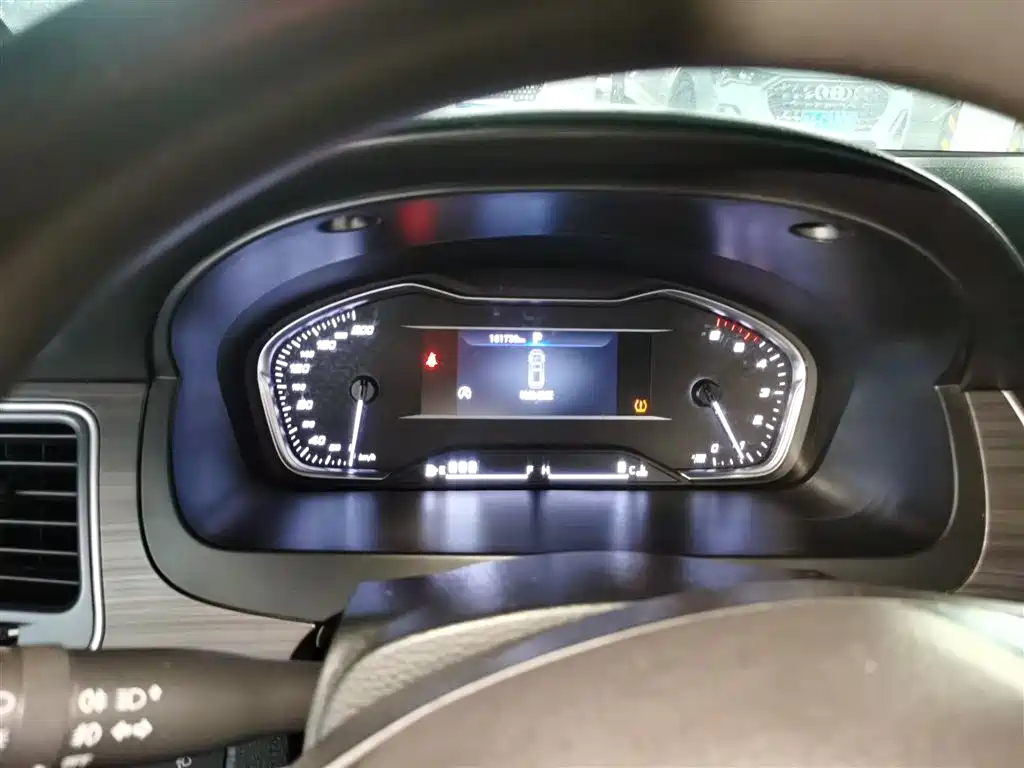 SAIC MAXUS CHASE G10