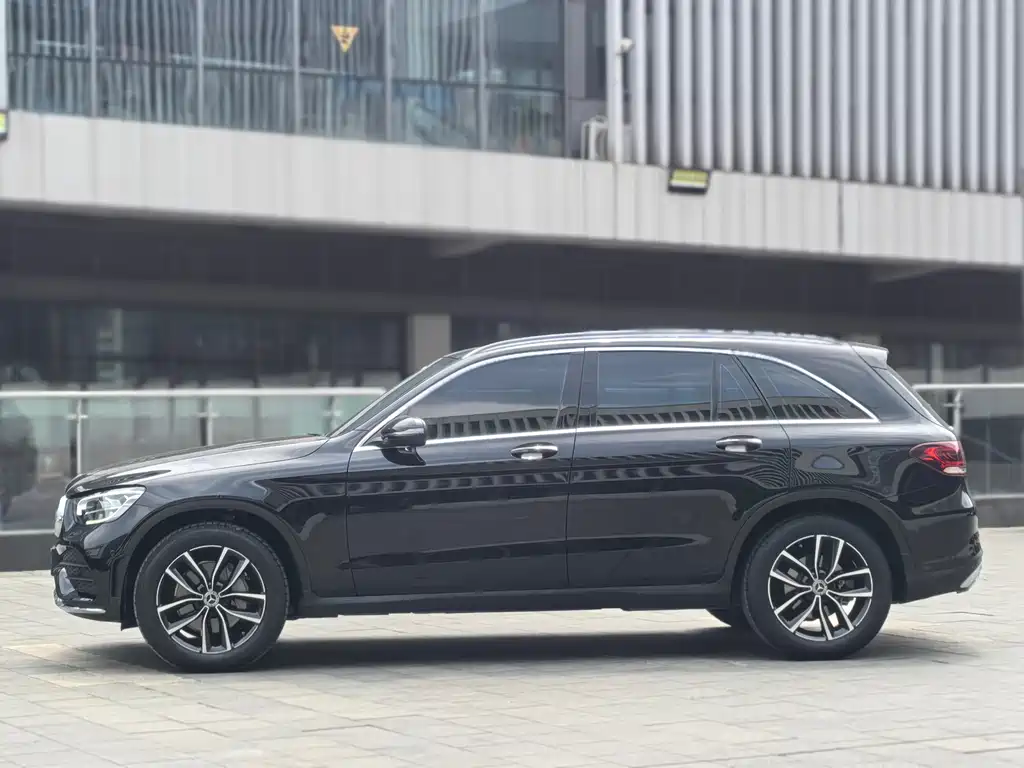 Mercedes-Benz GLC 2021 GLC 260 L 4MATIC Luxury