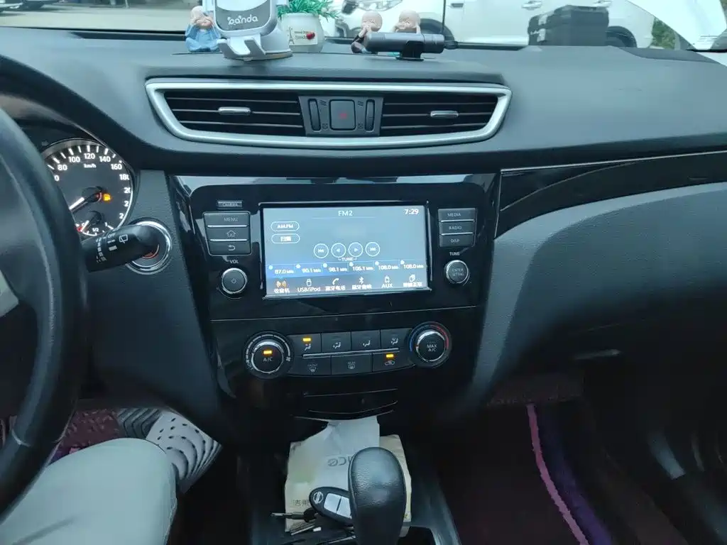 Nissan Qashqai — миниатюра 6