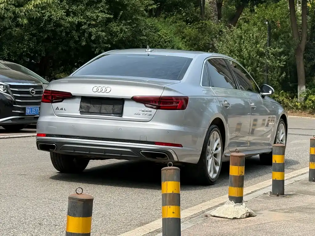 Audi A4L — миниатюра 4