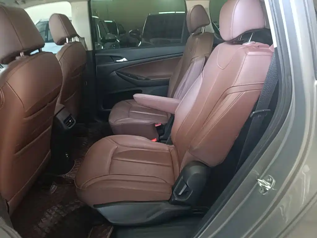 Buick GL6 — миниатюра 17