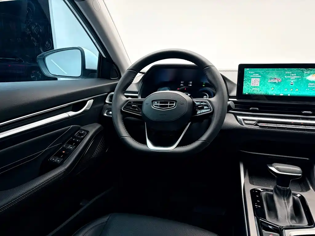 Geely Emgrand — миниатюра 20