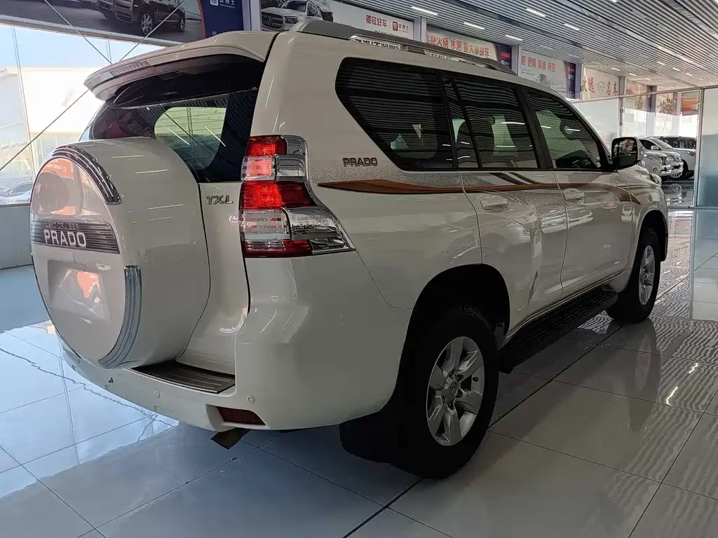 Toyota Land Cruiser Prado 2015 2.7L