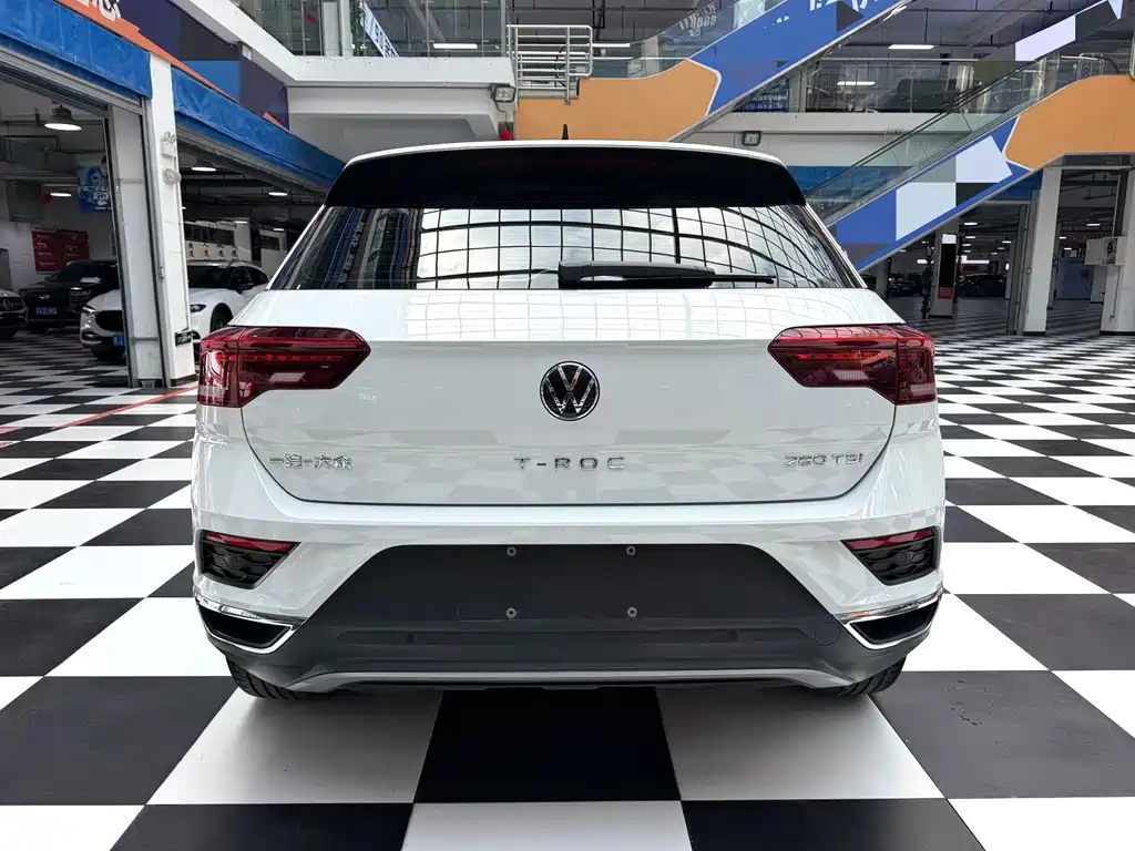 Volkswagen T-Roc — миниатюра 18