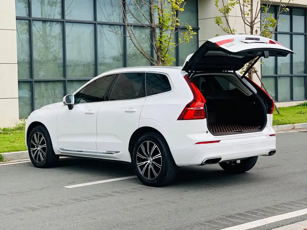 Volvo XC60 — миниатюра 10