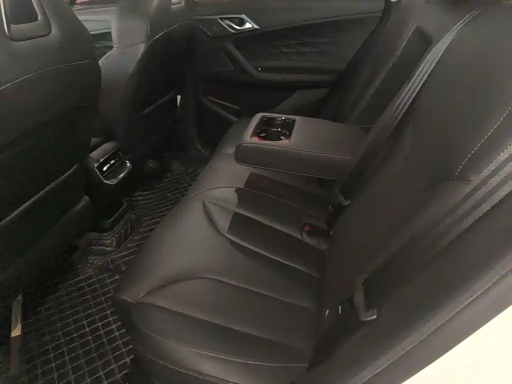 Roewe RX5 — миниатюра 17
