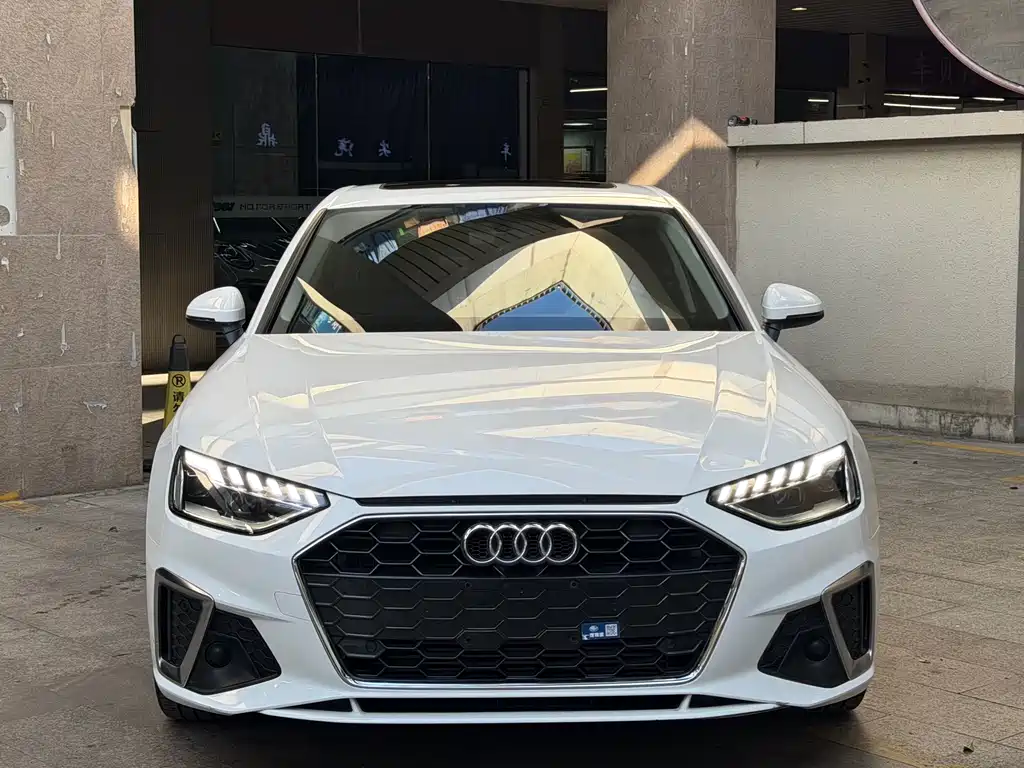Audi A4L 2021
