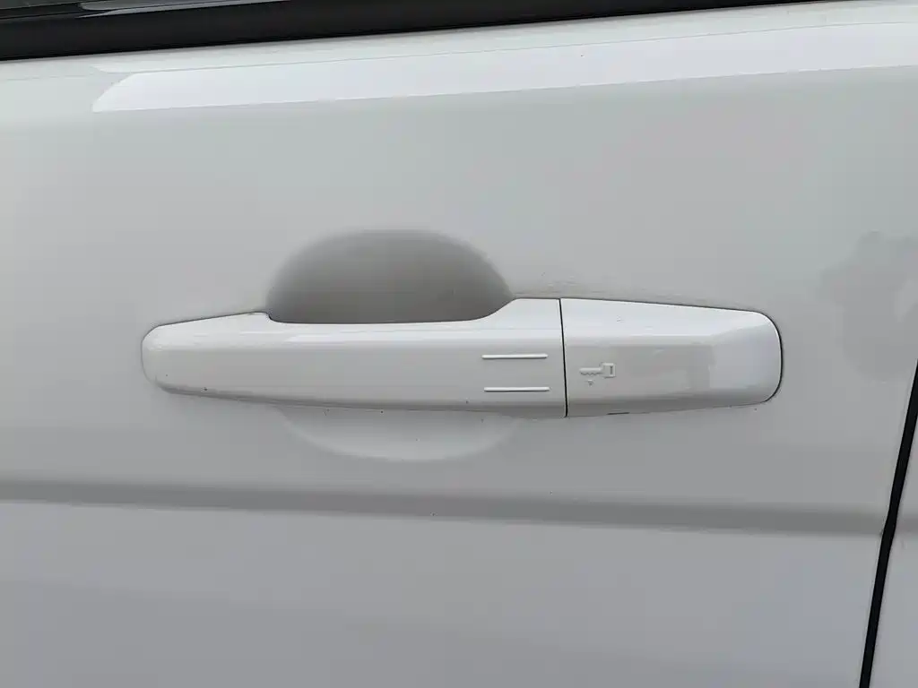 Land Rover Evoque (Import) — миниатюра 18