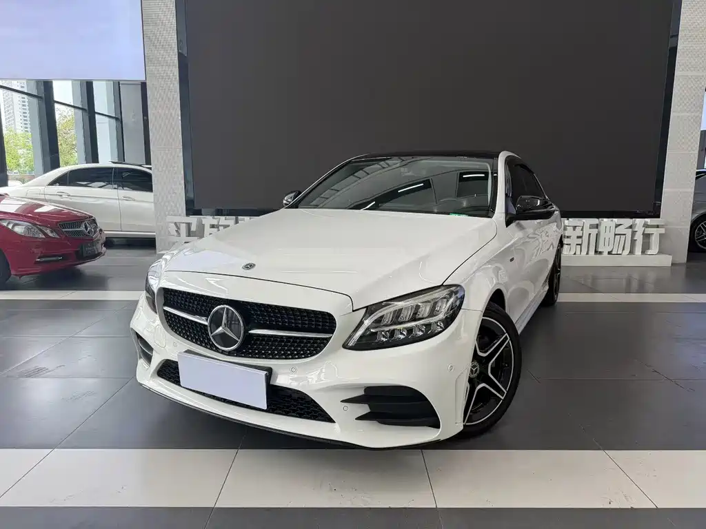 Mercedes-Benz C-Class 2021